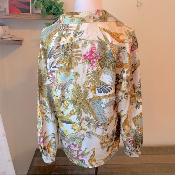 Fu Da Blouse - Picture 4 of 5